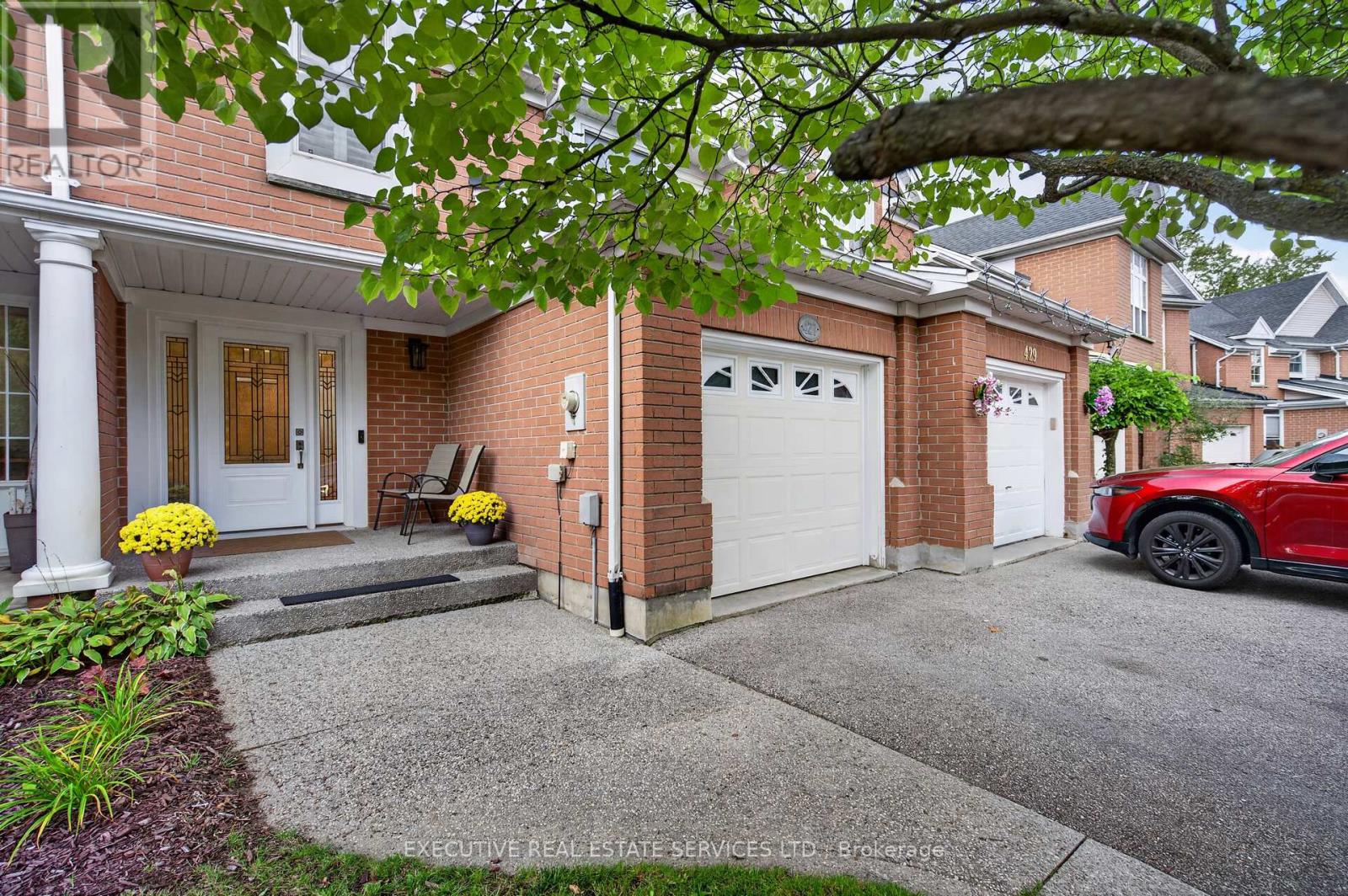 427 BEAVER CREEK ROAD - Image 9