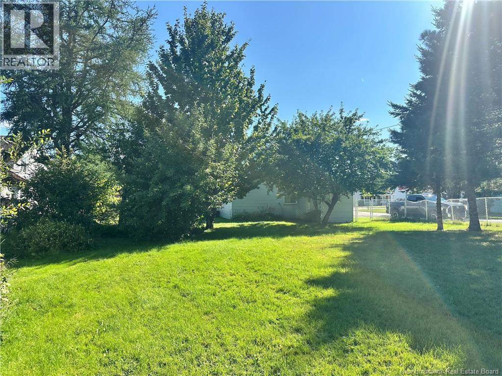 76 St-Jean-Batiste Street - 11
