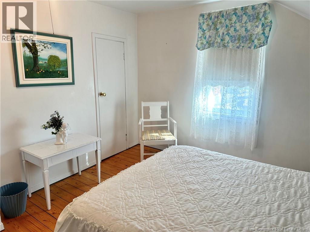 76 St-Jean-Batiste Street - 33