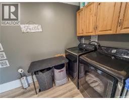 Storage - 127 10th Avenue W, Melville, SK S0A2P0 Photo 11