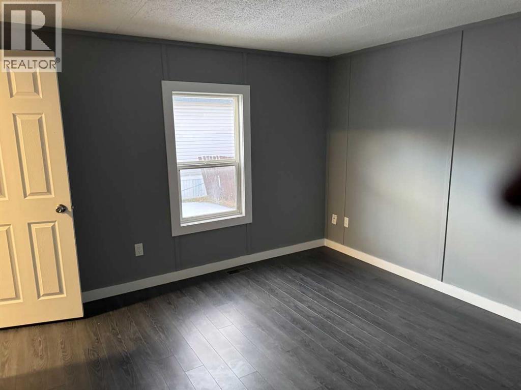 185, 3223 83 Street NW - 14