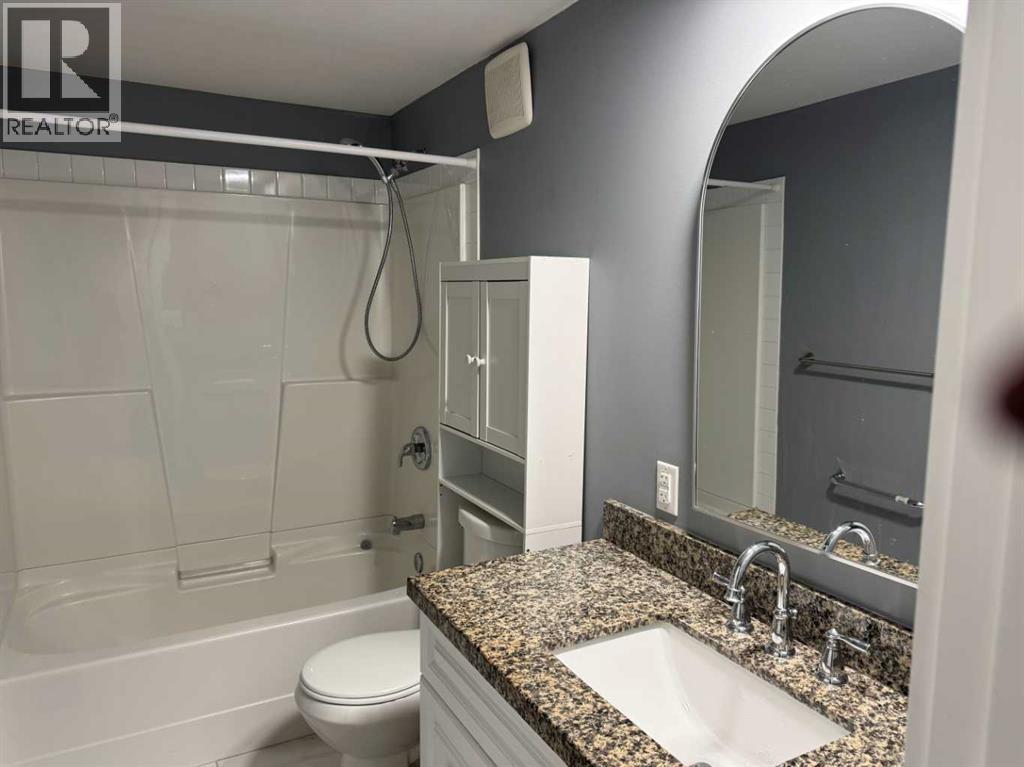 185, 3223 83 Street NW - 18
