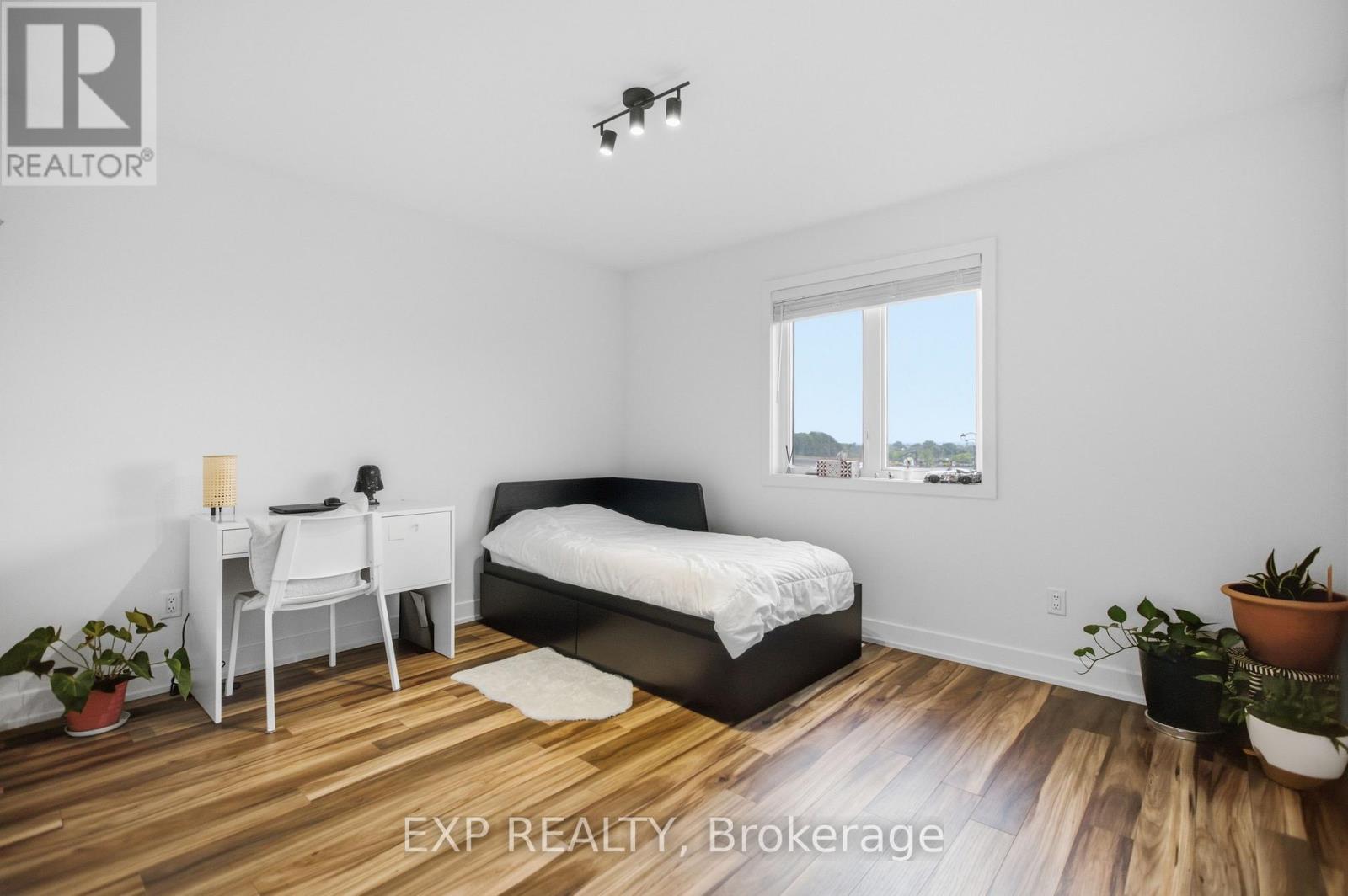 99 RUTILE STREET - Image 18
