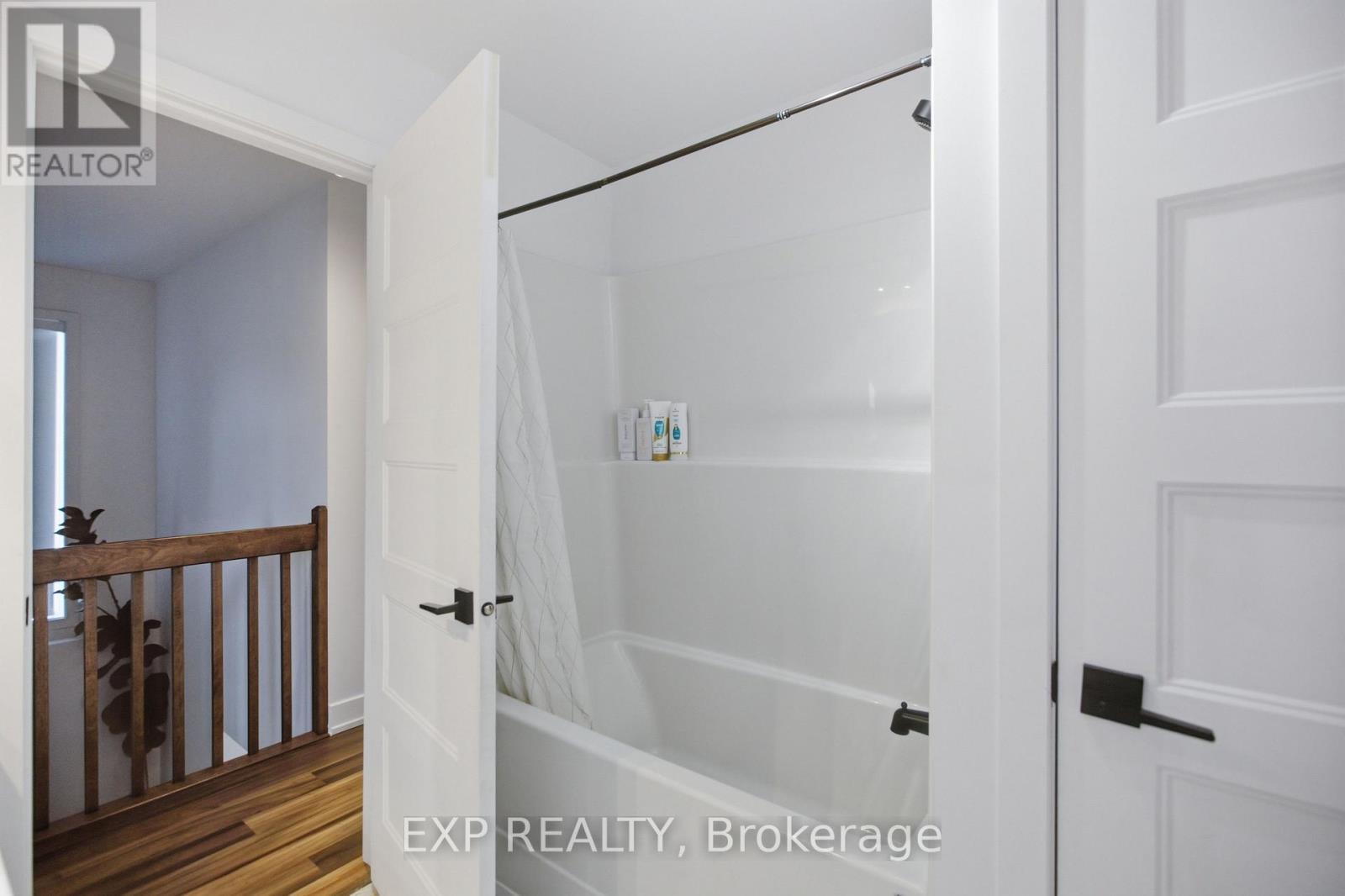 99 RUTILE STREET - Image 23