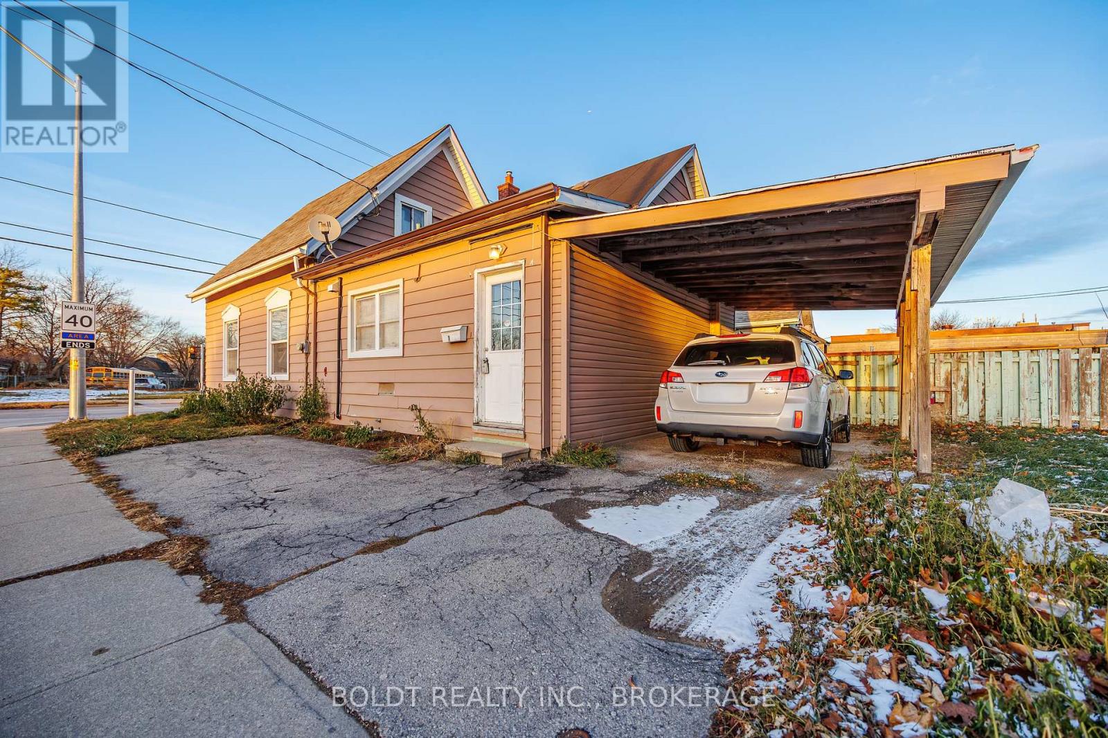 132 WELLAND AVENUE, St. Catharines (Downtown) — photo 3