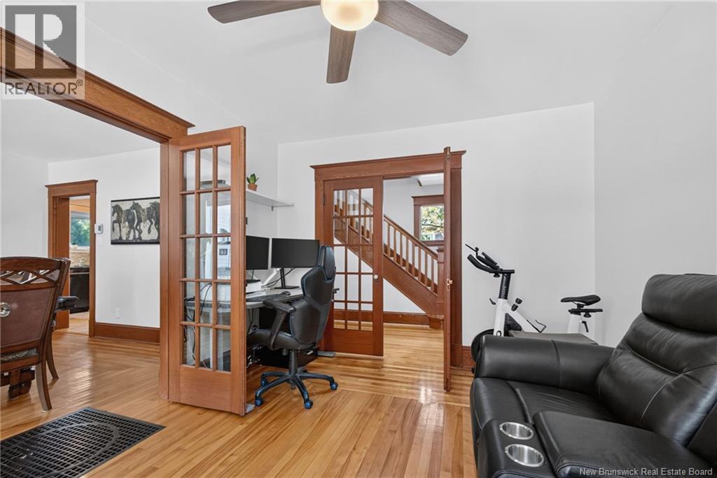 66 Broadway Street - Image 16