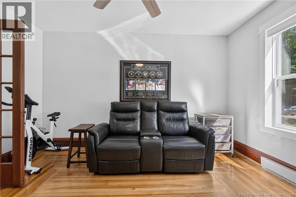 66 Broadway Street - Image 17