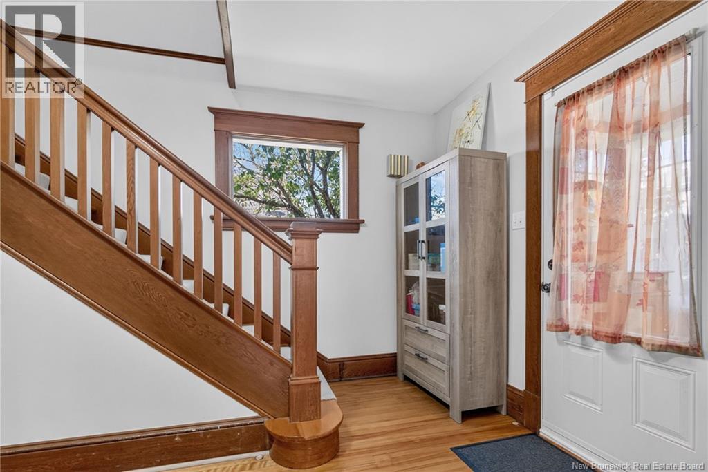 66 Broadway Street - Image 23