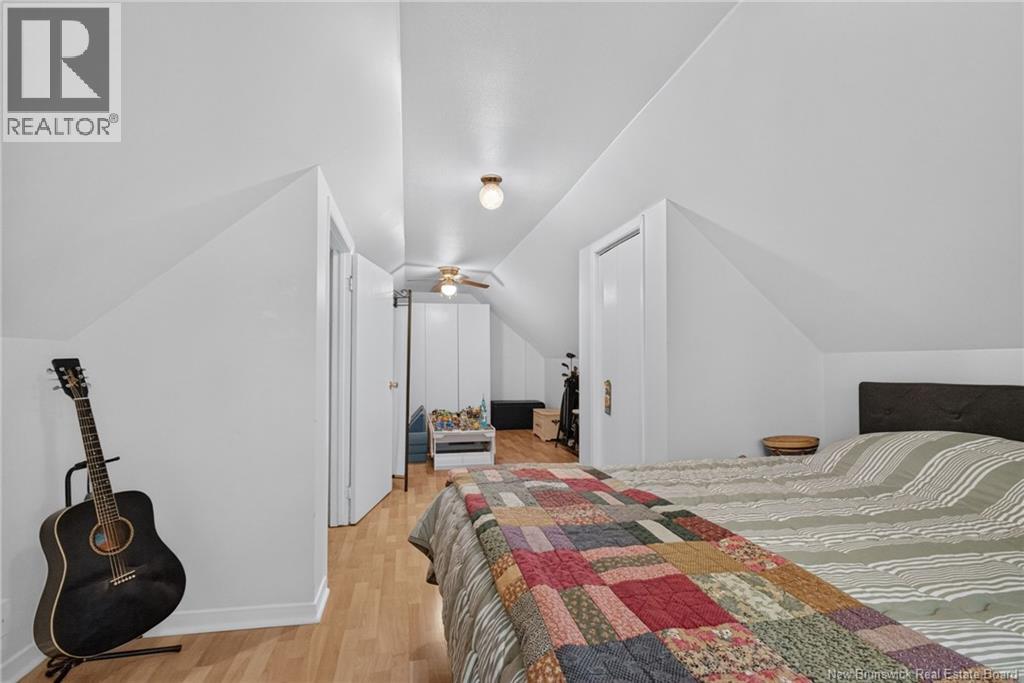 66 Broadway Street - Image 39