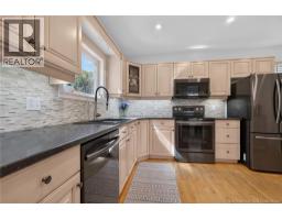 66 Broadway Street, photo 18