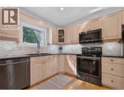 66 Broadway Street, photo 21