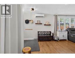 66 Broadway Street, photo 4