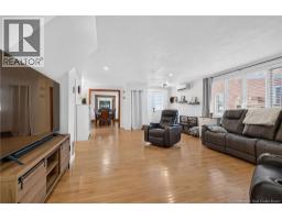 66 Broadway Street, photo 6