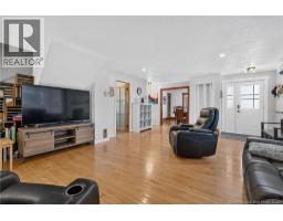 66 Broadway Street, photo 8