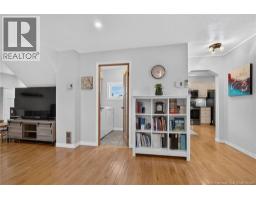66 Broadway Street, photo 9