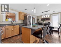 287 Maplehurst Drive, photo 12