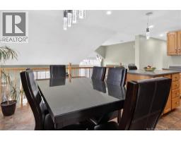 287 Maplehurst Drive, photo 15