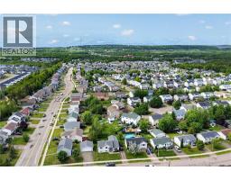 287 Maplehurst Drive, photo 6