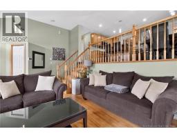 287 Maplehurst Drive, photo 8