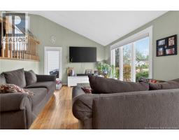 287 Maplehurst Drive, photo 9