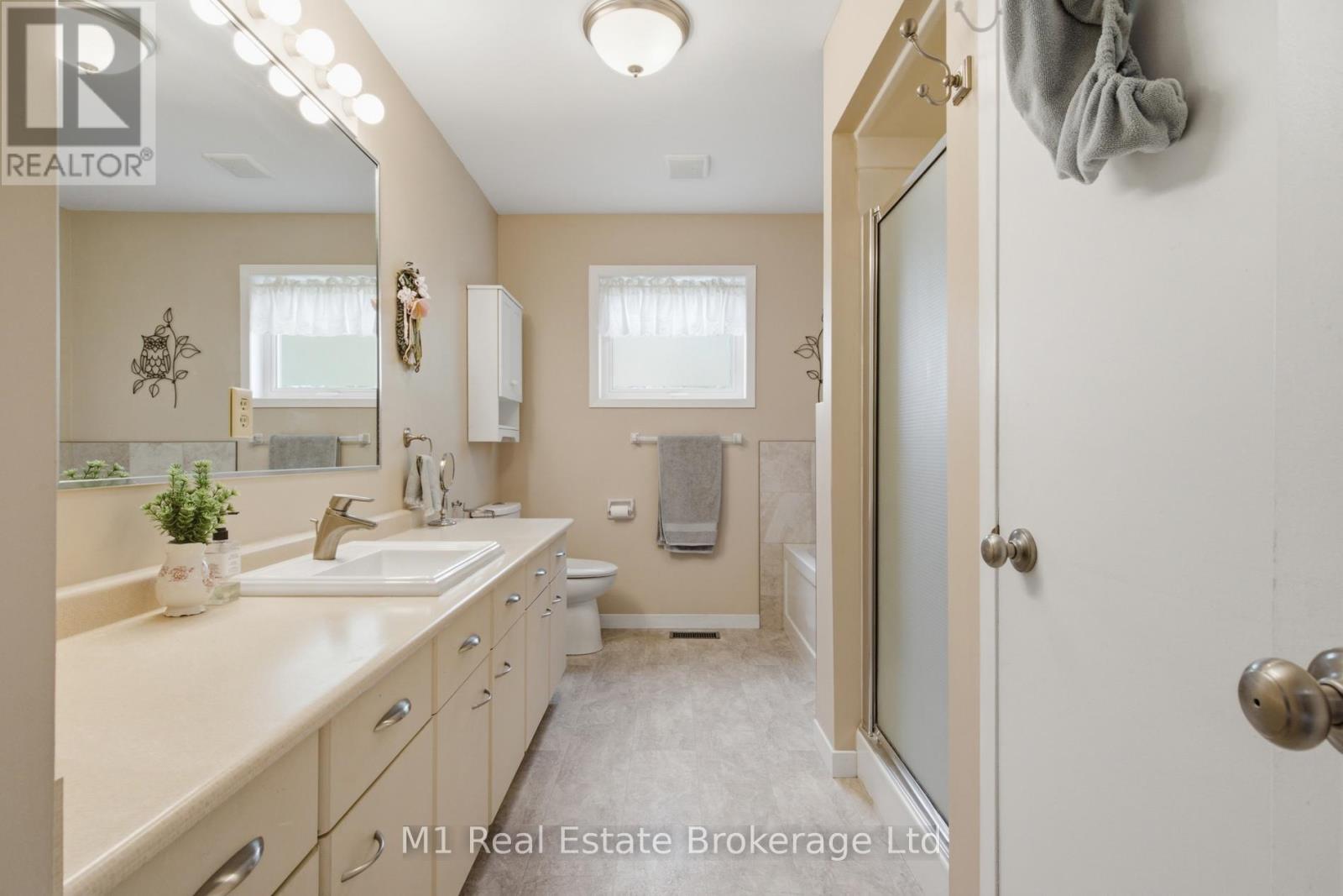 7137 WELLINGTON RD 18 - Image 14