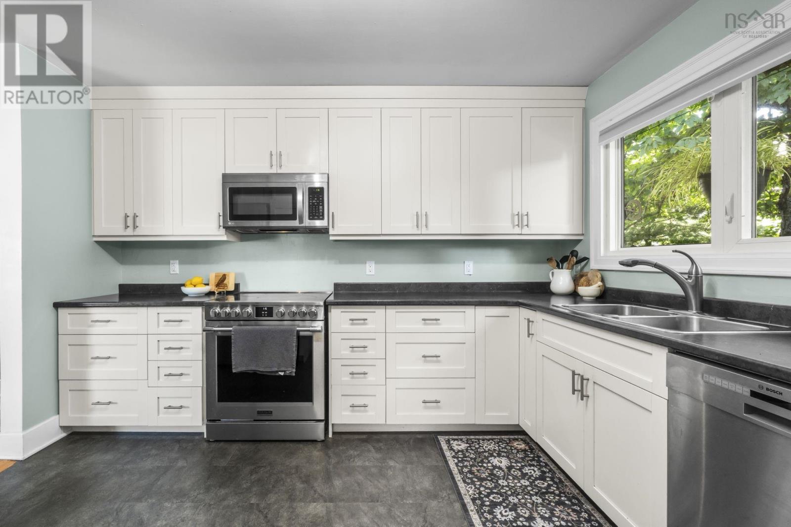 3 Rexdale Avenue - Image 11