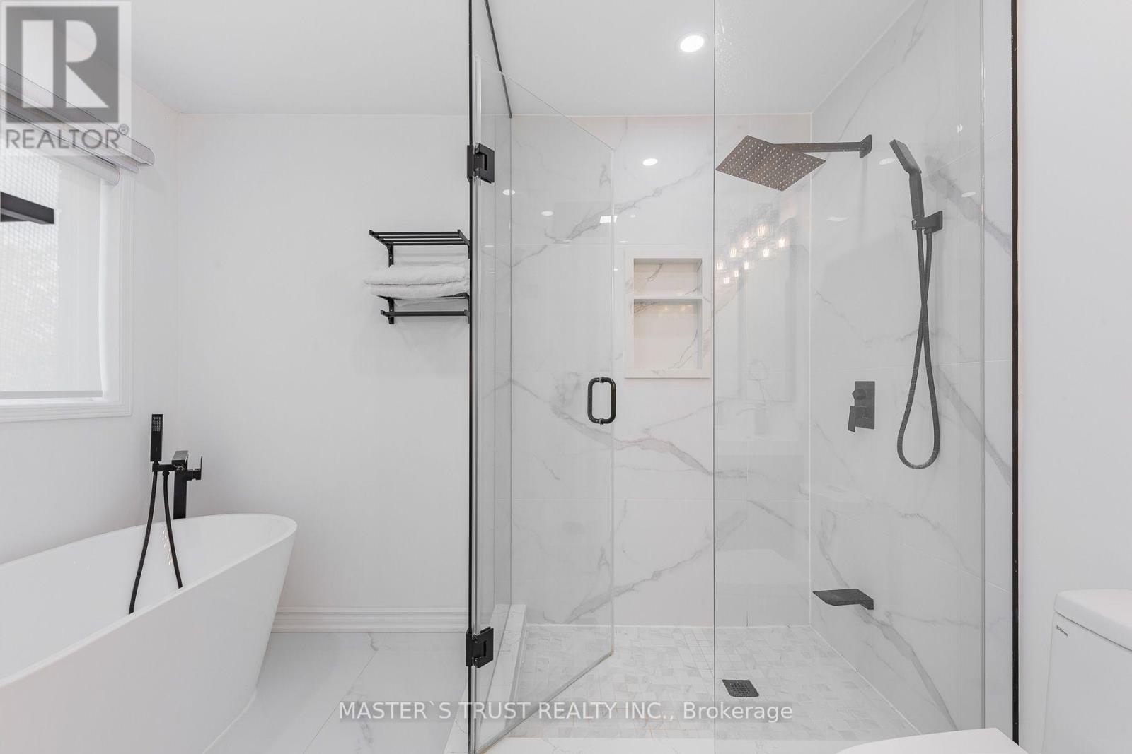 8572 MARTIN GROVE ROAD - 17