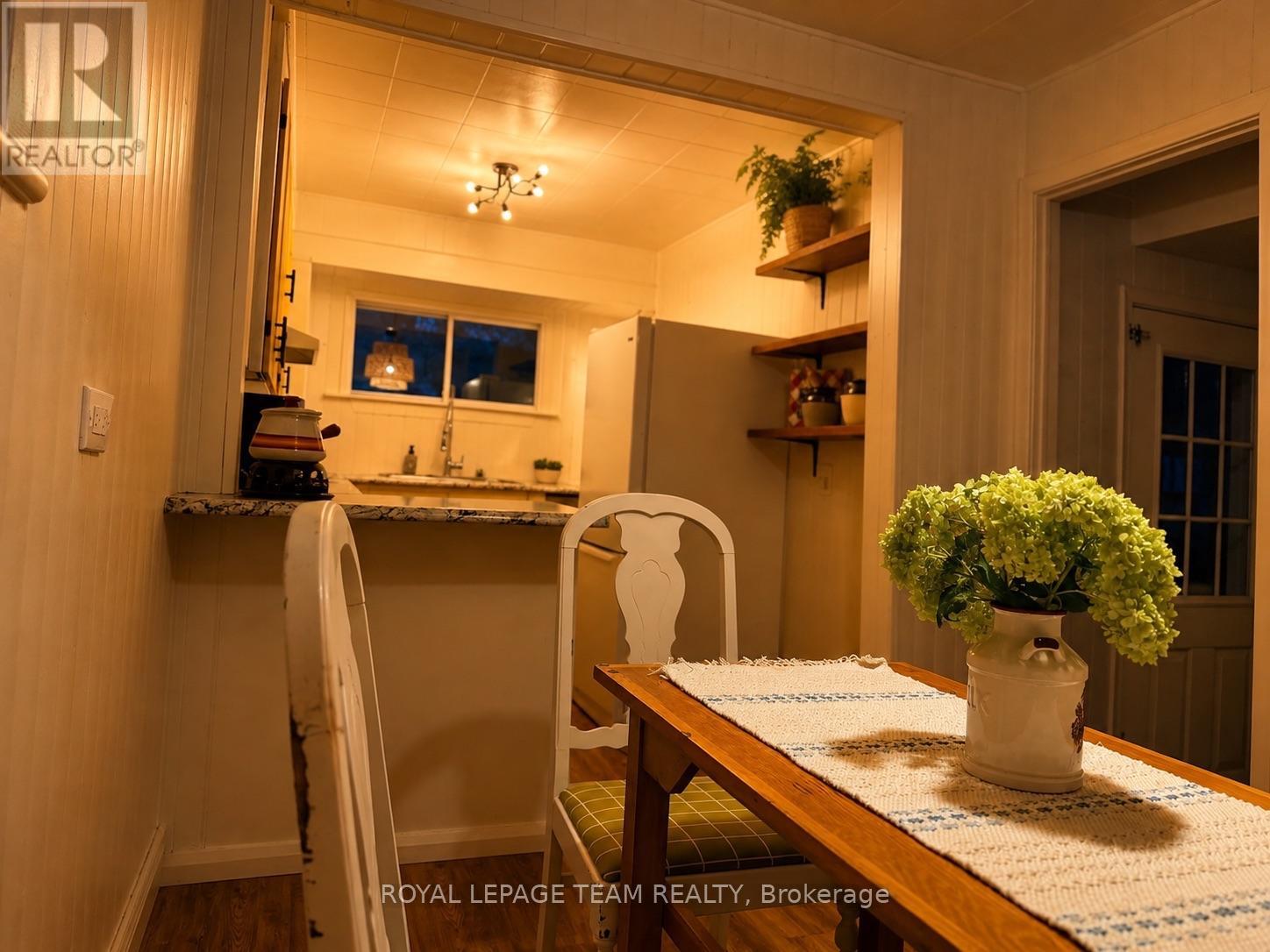 2 Bed, 1 Bath House for Rent in Pembroke – 218 FRASER STREET, Pembroke – MLS# X13739424 - Image 12