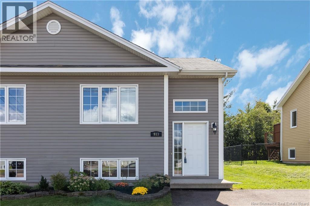 Property for sale at 913 Bernard Street