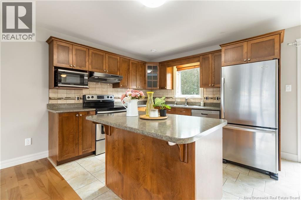 913 Bernard Street - 10
