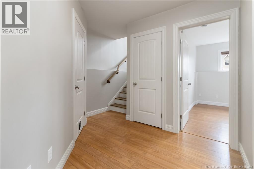 913 Bernard Street - 16