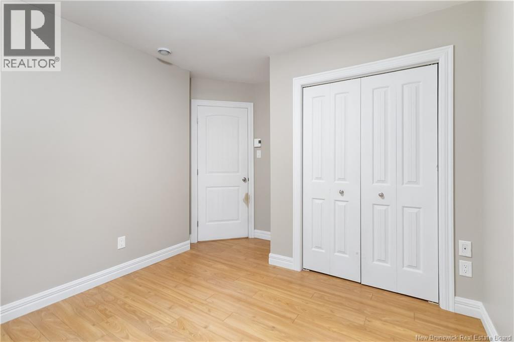 913 Bernard Street - Image 20