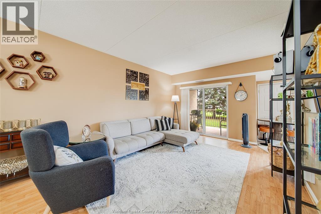 #109 8335 WYANDOTTE STREET East - 10