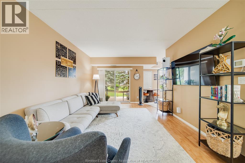 #109 8335 WYANDOTTE STREET East - 14