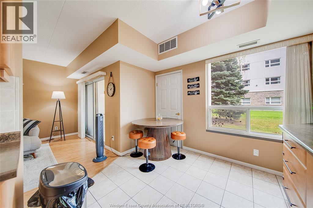 #109 8335 WYANDOTTE STREET East - 15
