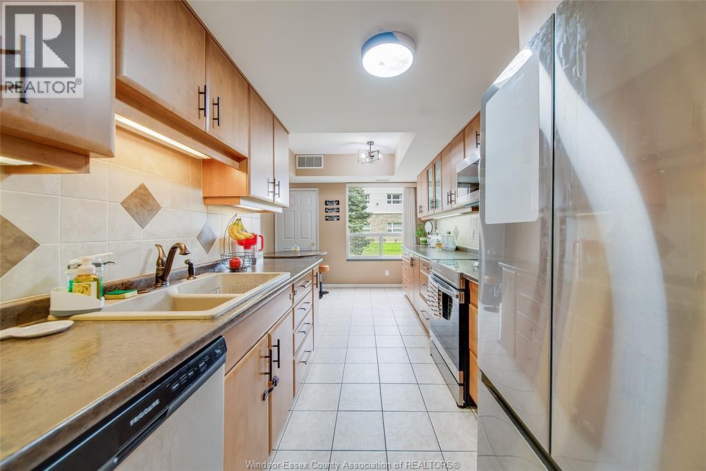 #109 8335 WYANDOTTE STREET East - 17