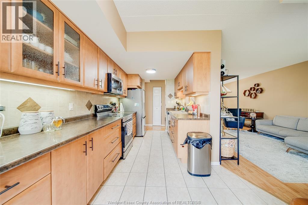 #109 8335 WYANDOTTE STREET East - Image 20