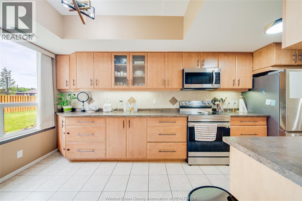 #109 8335 WYANDOTTE STREET East - Image 21