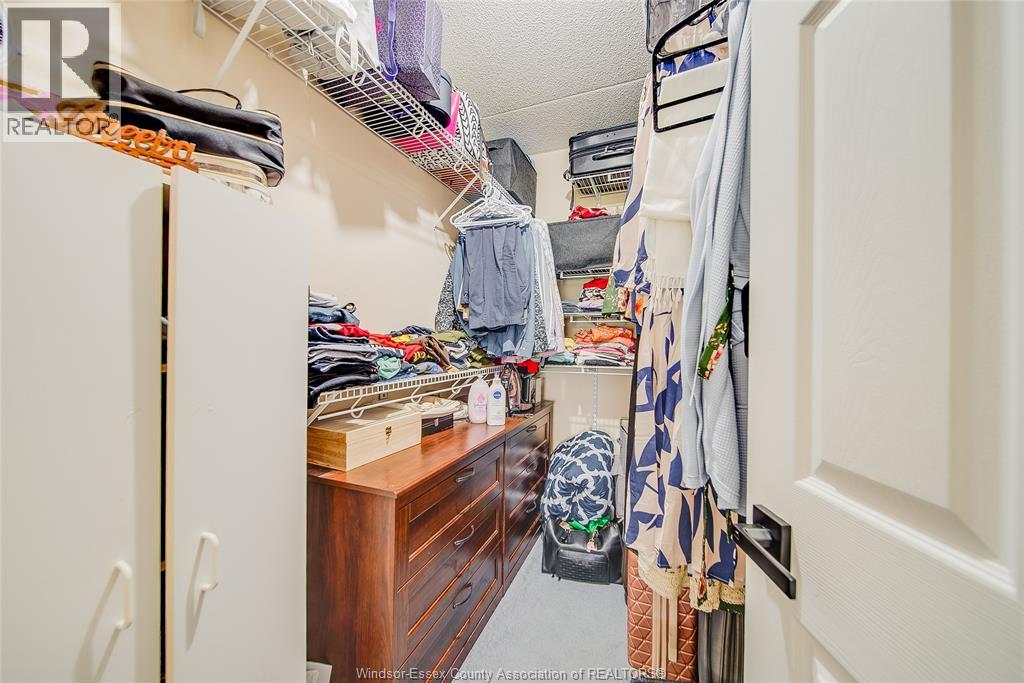#109 8335 WYANDOTTE STREET East - Image 28