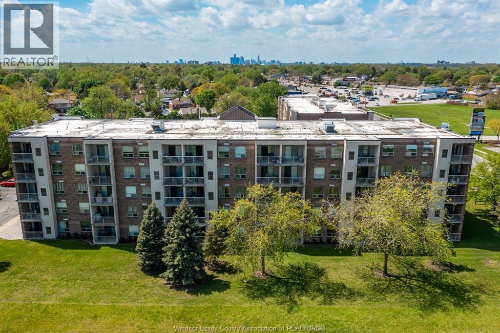 #109 8335 WYANDOTTE STREET East - Image 3