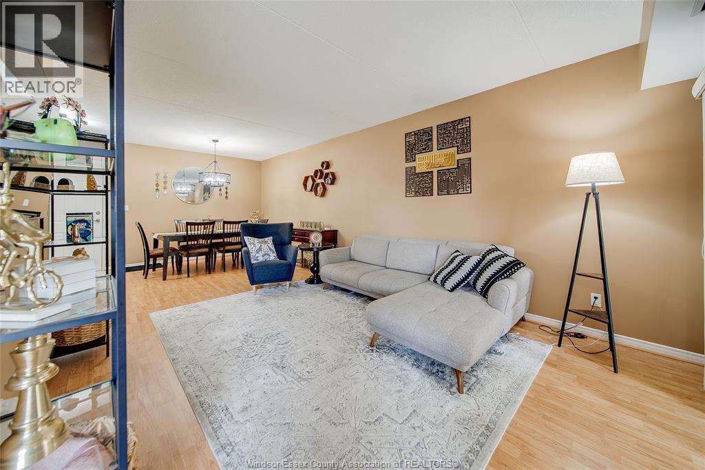 #109 8335 WYANDOTTE STREET East - 6