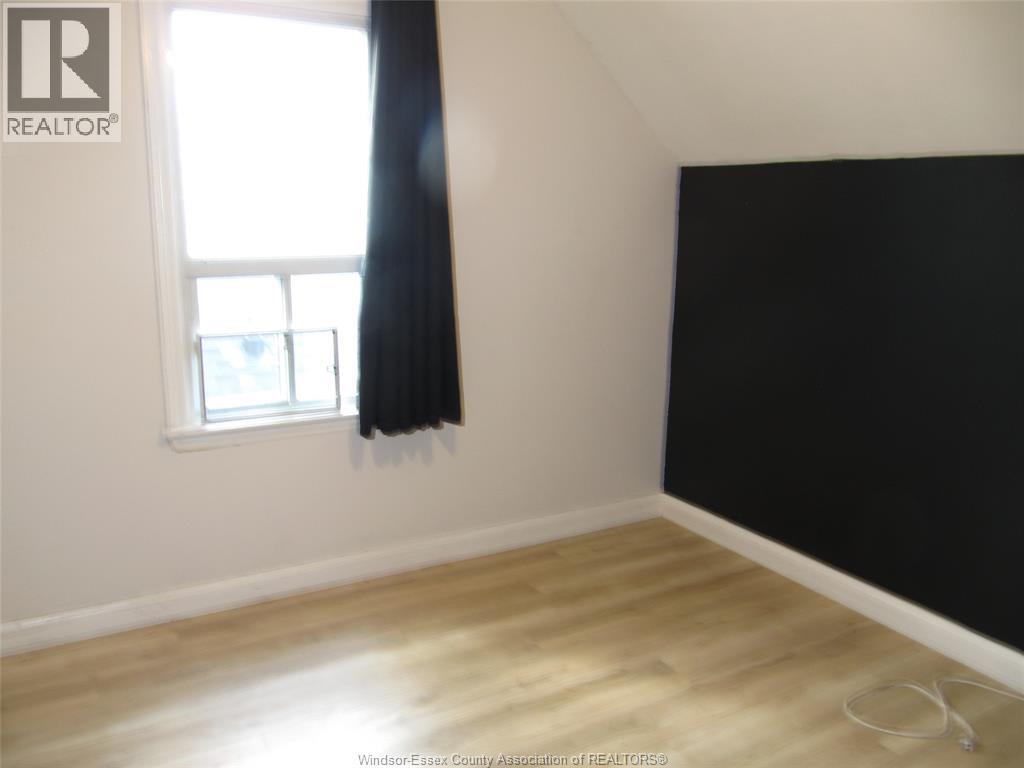 909 St. Marys - 11