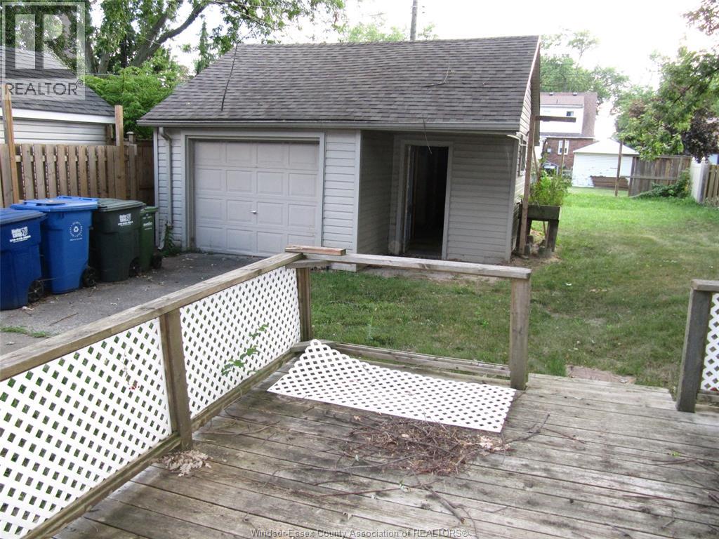 909 St. Marys - 23