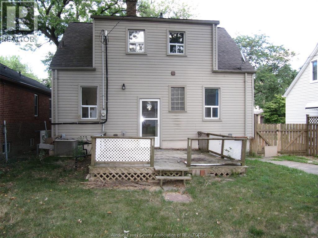 909 St. Marys - 25