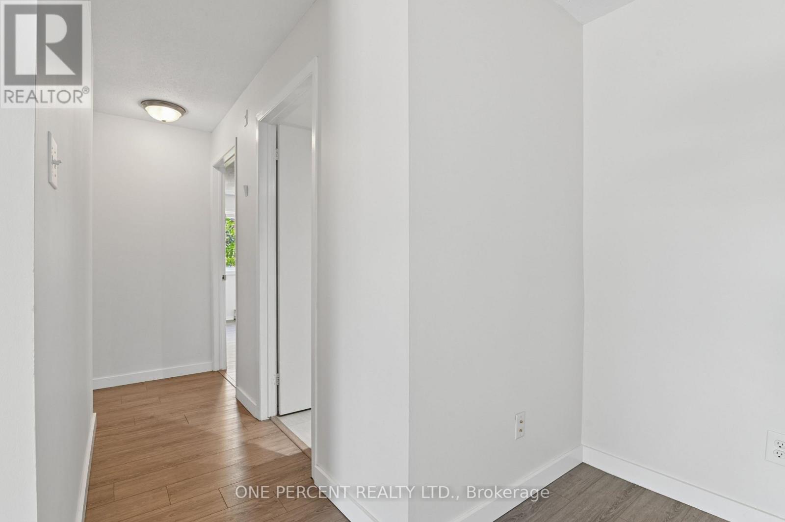 #204 250 BRITTANY DRIVE - Image 17