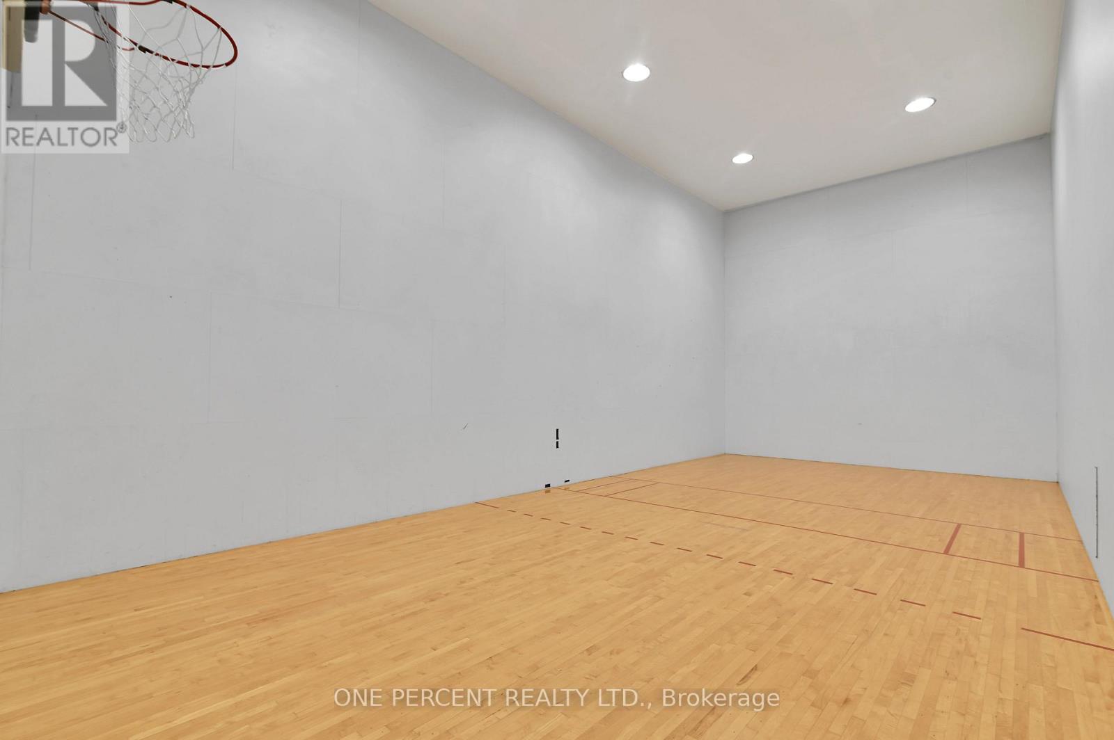 #204 250 BRITTANY DRIVE - Image 34