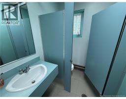 324 Boul. St-Pierre Ouest, photo 11