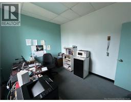 324 Boul. St-Pierre Ouest, photo 8