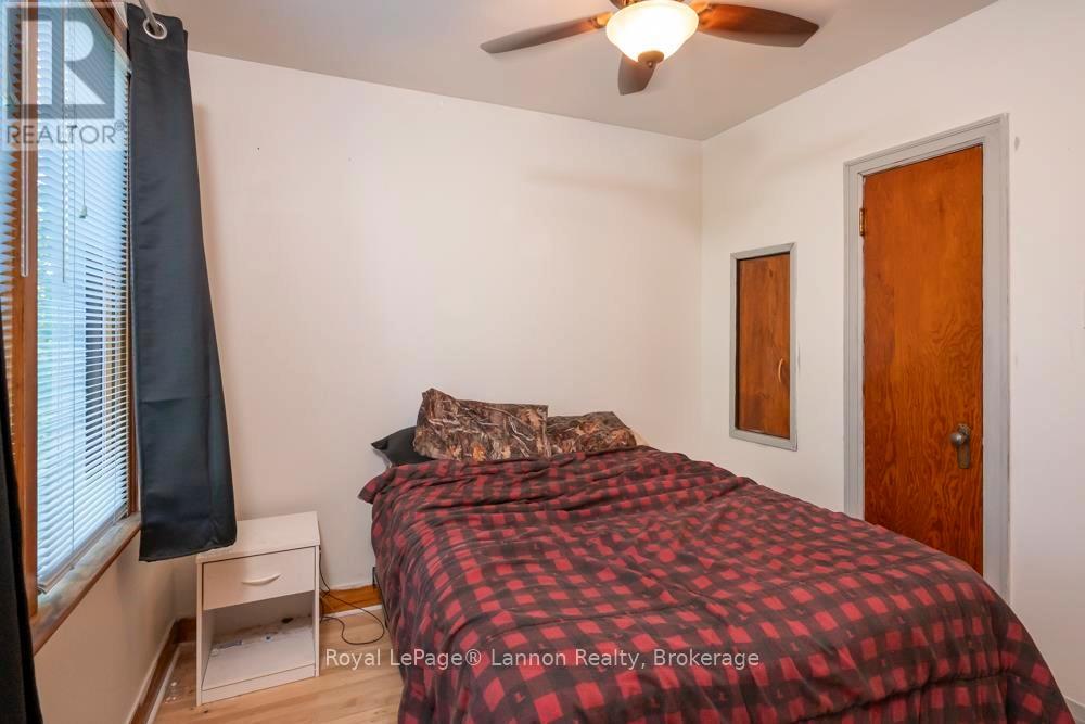 185 EMPRESS ST S - Image 12