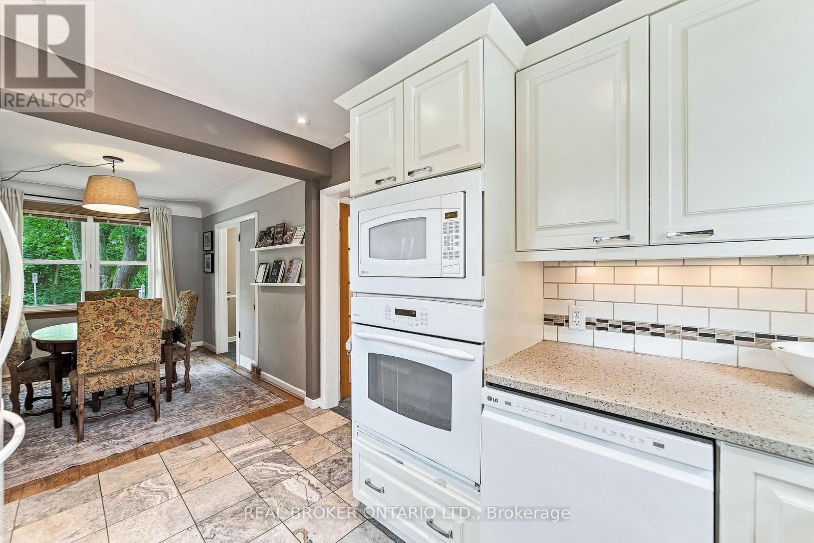 177 YORK ROAD - 7
